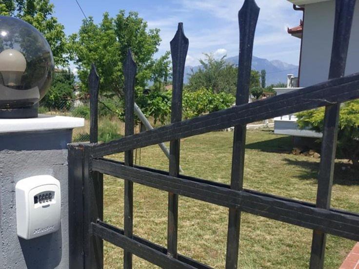 ChrysiDeppy'S House Κοντά Στα Λουτρά Πόζαρ公寓 外观 照片
