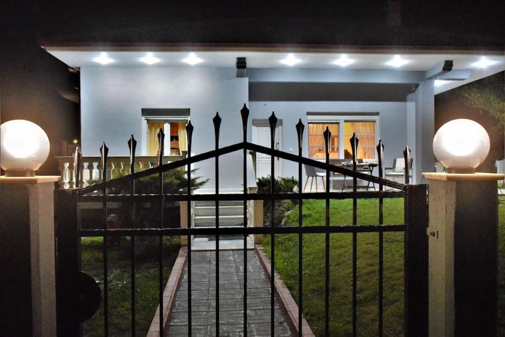 ChrysiDeppy'S House Κοντά Στα Λουτρά Πόζαρ公寓 外观 照片