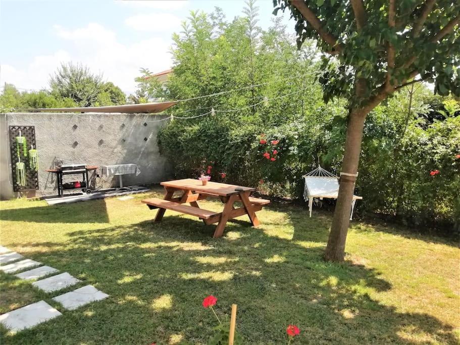 ChrysiDeppy'S House Κοντά Στα Λουτρά Πόζαρ公寓 外观 照片